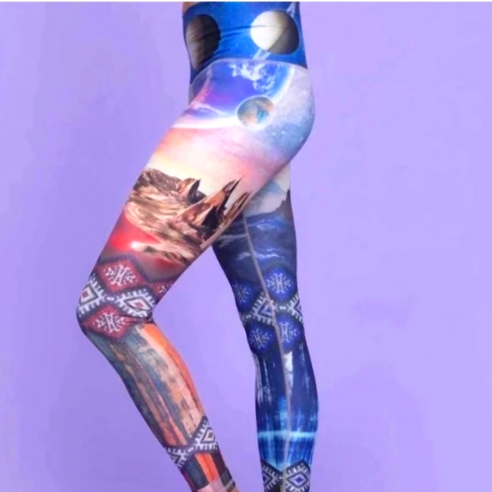 ⛵️🚀🛸🏔 Niyama🌞Sol LAND OF THE LOST Barefoot Leggings XS BNWT - Picture 2 of 16